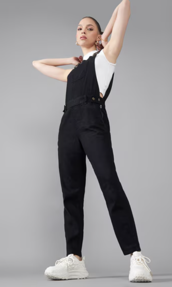 Women Dungaree with Insert Pockets